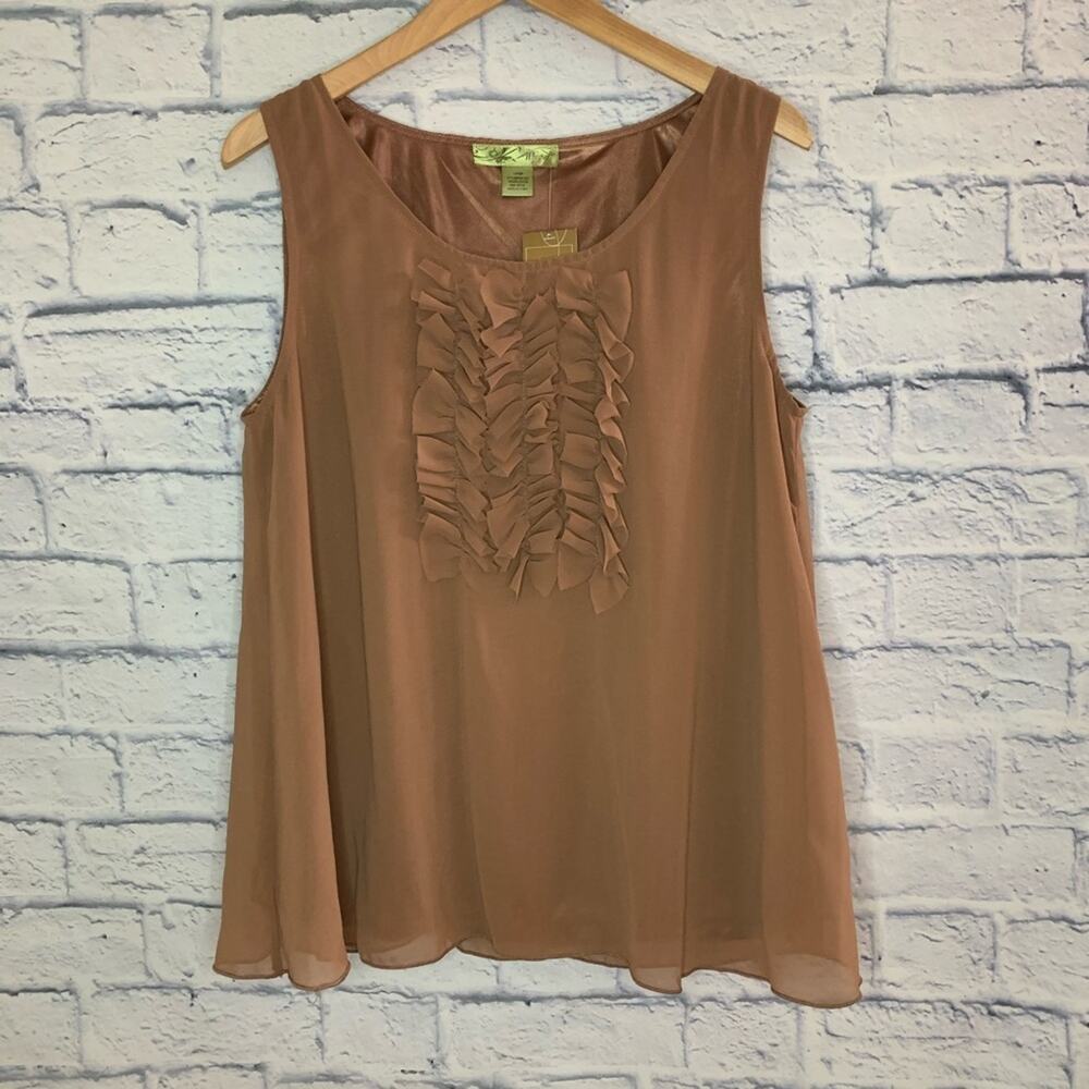 NWT Ruffled Short Sleeve Top